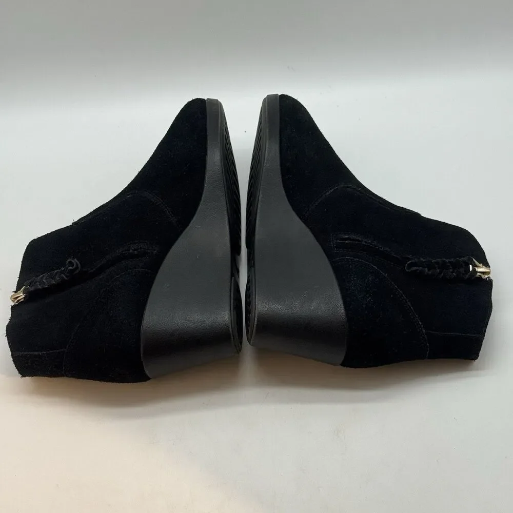 Crocs Leigh 203418 Black Suede Wedge Boots Women's 7.5 Side Zip Ankle Booties